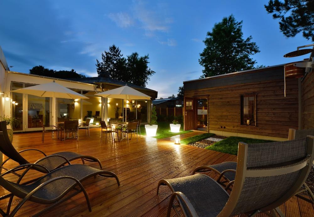 Landhotel Schnuck ชเนเวอร์ดิงเงิน ภายนอก รูปภาพ