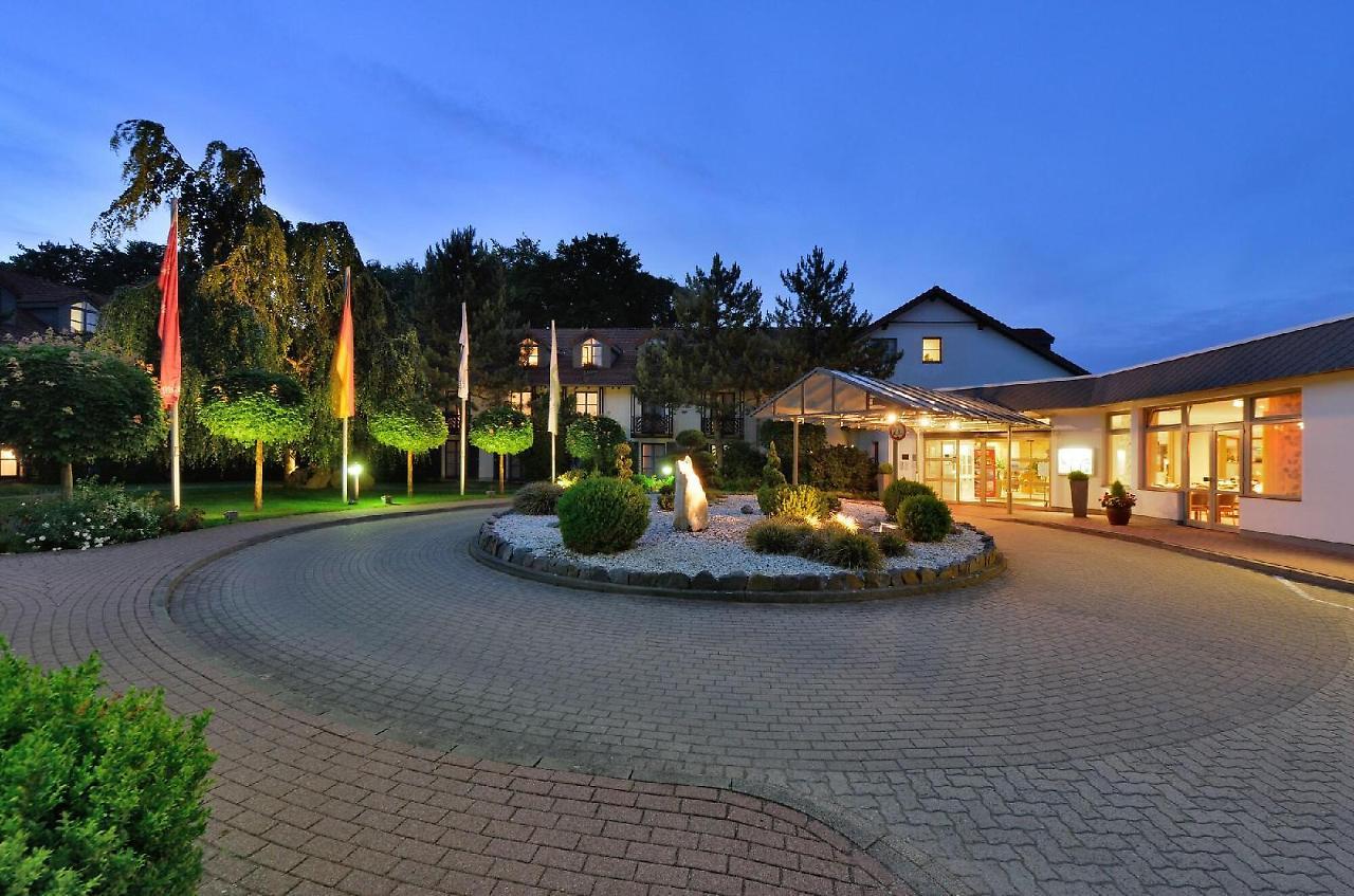 Landhotel Schnuck ชเนเวอร์ดิงเงิน ภายนอก รูปภาพ