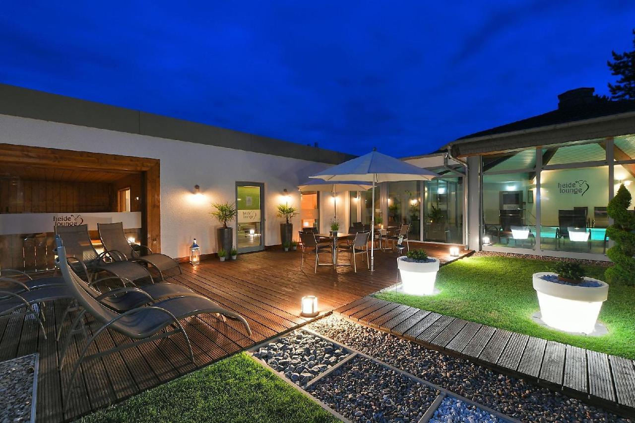 Landhotel Schnuck ชเนเวอร์ดิงเงิน ภายนอก รูปภาพ