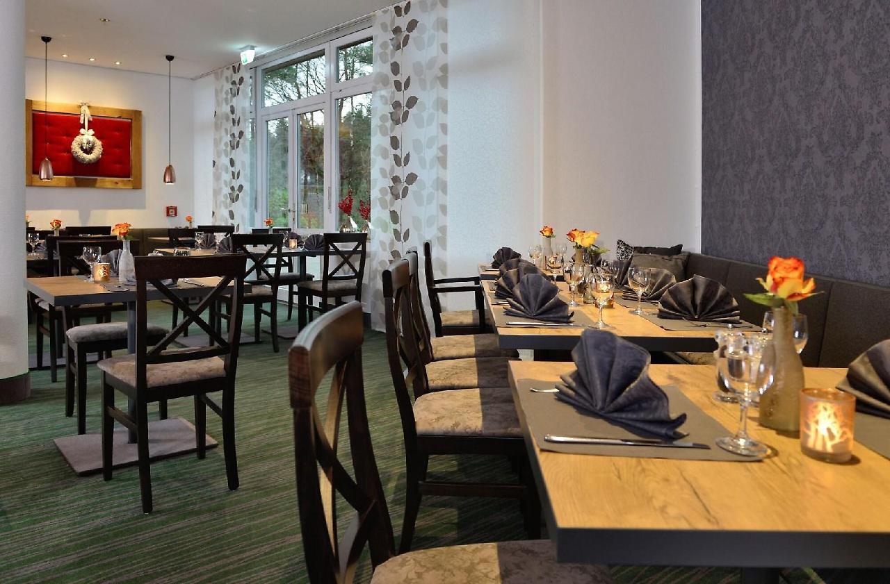 Landhotel Schnuck ชเนเวอร์ดิงเงิน ภายนอก รูปภาพ