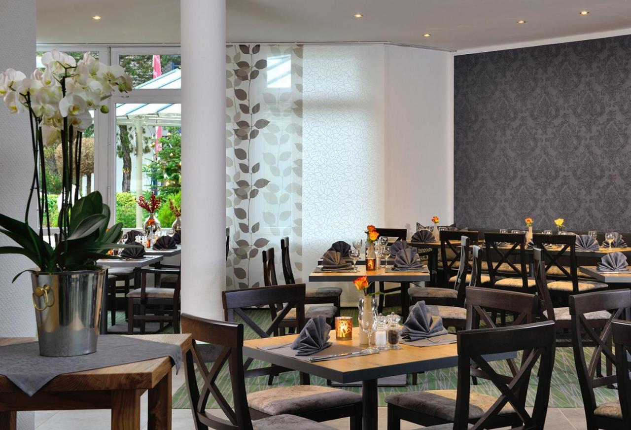 Landhotel Schnuck ชเนเวอร์ดิงเงิน ภายนอก รูปภาพ